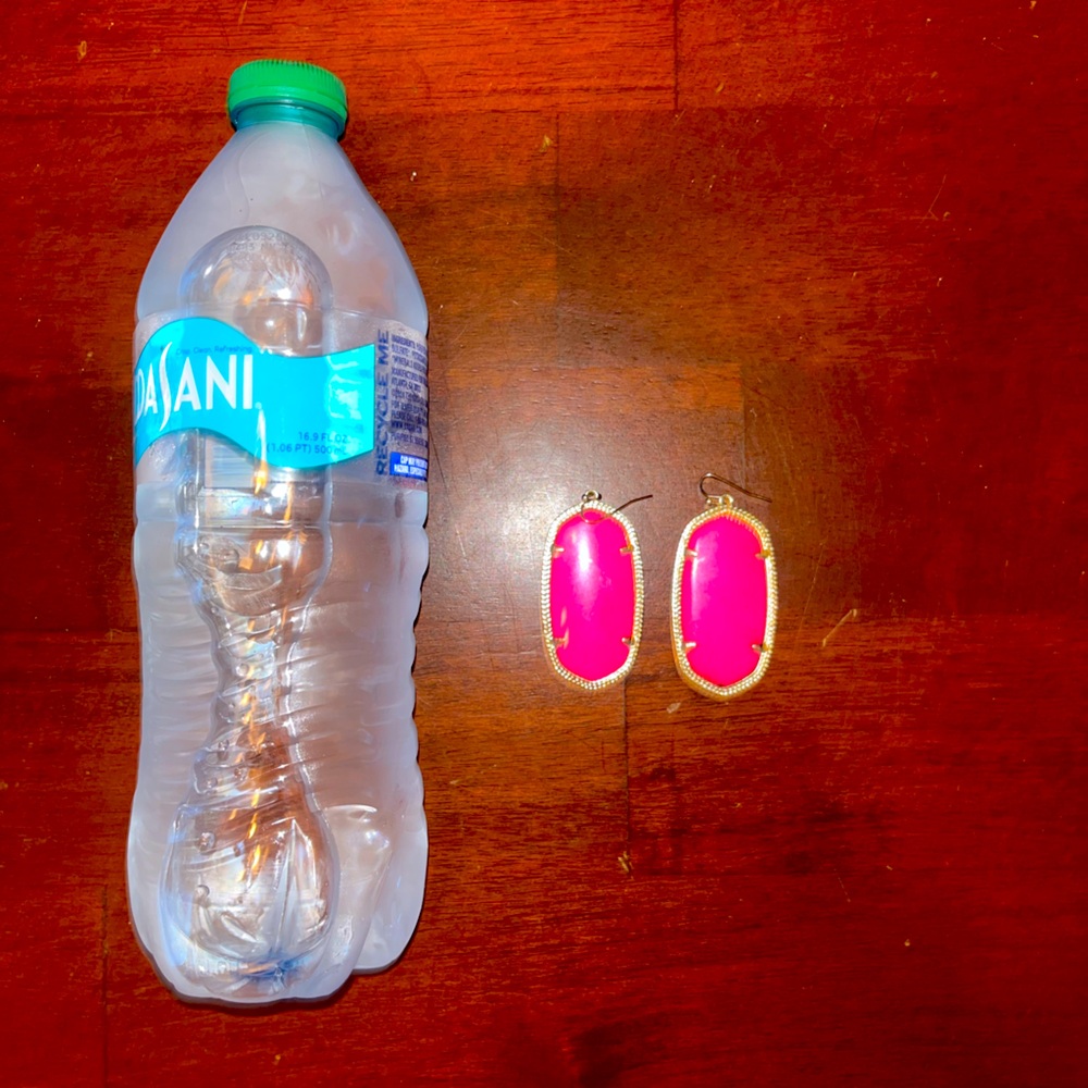 Authentic Kendra Scott hot pink & gold earrings. Originally paid $70